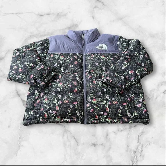 The North Face Purple and Black Puffer Jacket - Picture 3 of 10